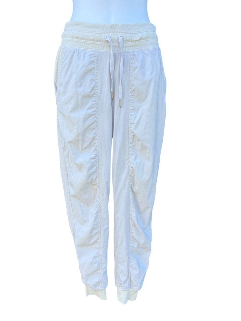 Lululemon Dance Studio Mid-Rise Jogger
Full Length soft grey
